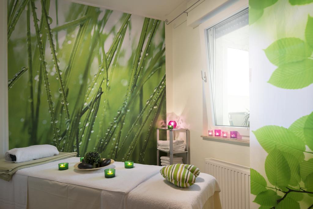 Hotel Rheinpark 레스 외부 사진