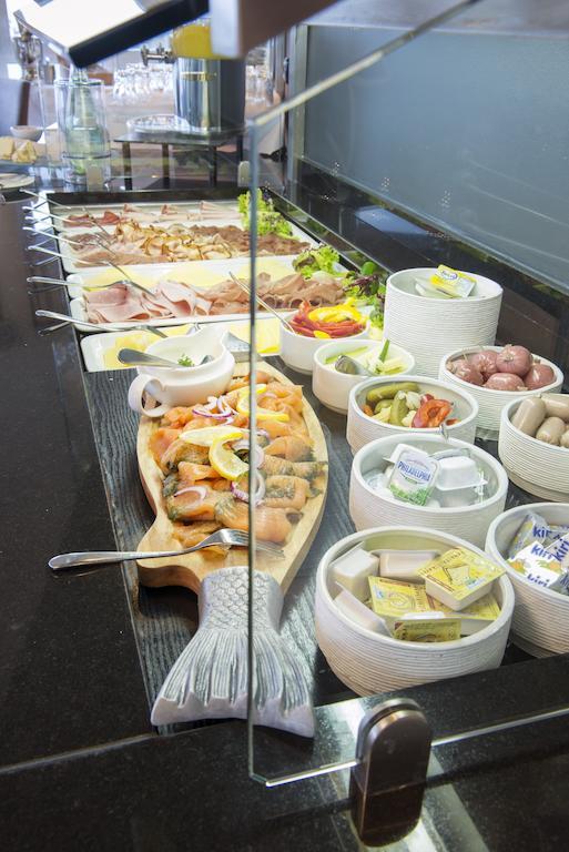 Hotel Rheinpark 레스 외부 사진